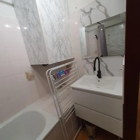 6p Richelieu 200m Plage, Terrasse, Piscine, Tennis, Parking * Agde