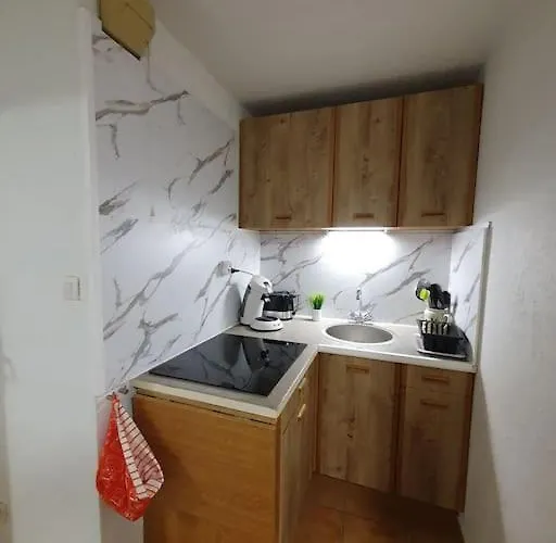 6p Richelieu 200m Plage, Terrasse, Piscine, Tennis, Parking * Agde