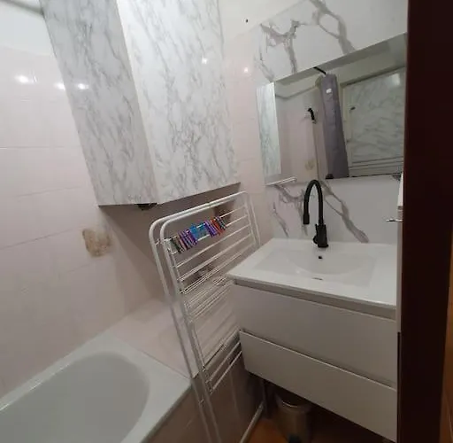 6p Richelieu 200m Plage, Terrasse, Piscine, Tennis, Parking * Agde